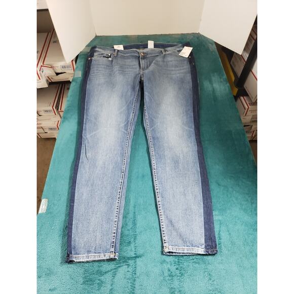 H&M Jeans Size 24 Womens Blue Stretch Pants Denim Mid Rise Ladies Skinny NWT - Picture 2 of 15